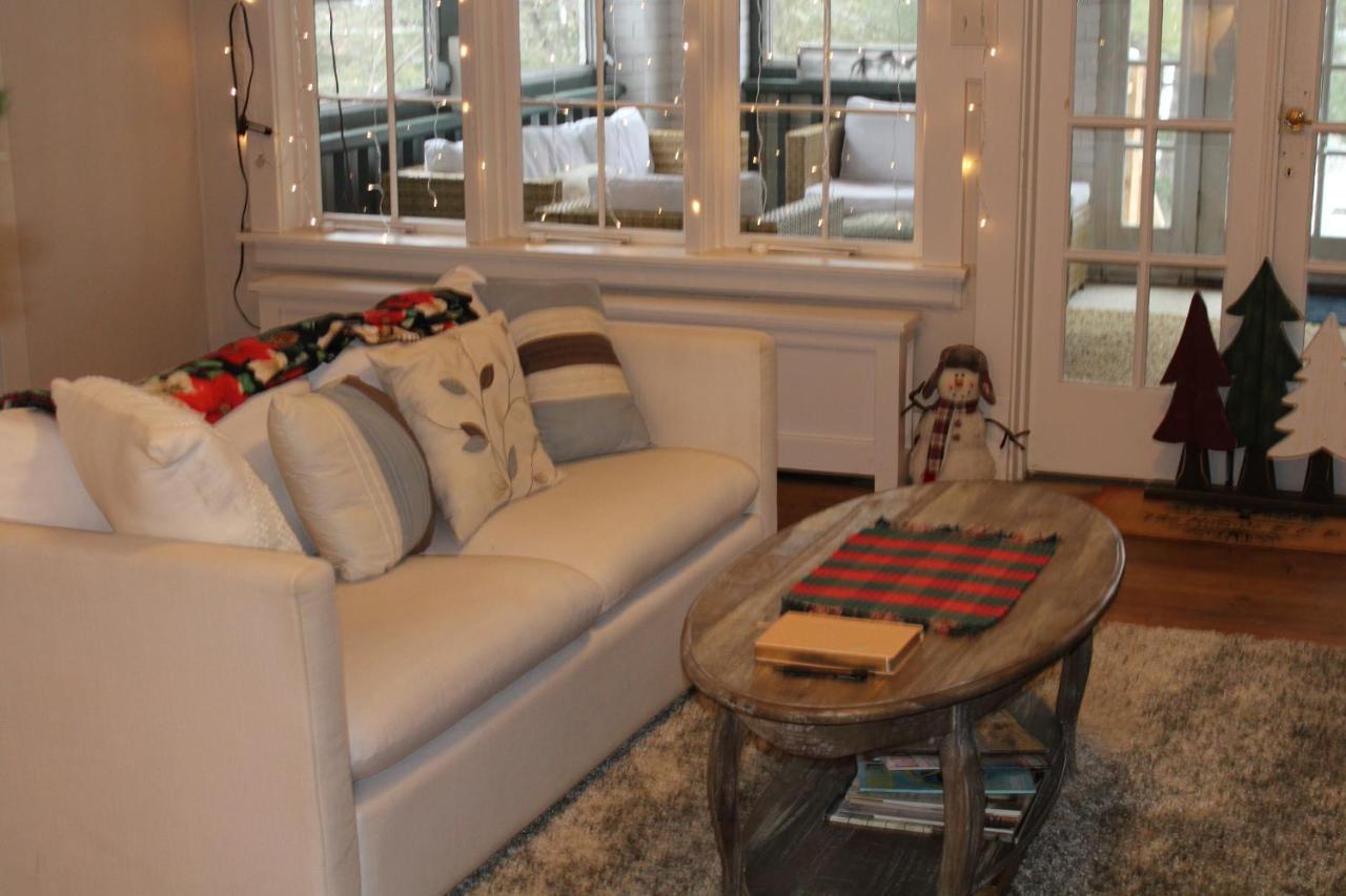 The Hillside B&B. Home W/ Breakfast Service! Wisconsin Dells Bagian luar foto
