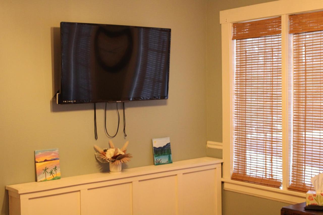 The Hillside B&B. Home W/ Breakfast Service! Wisconsin Dells Bagian luar foto