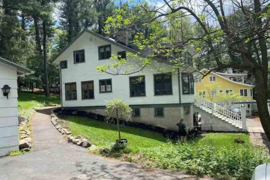 The Hillside B&B. Home W/ Breakfast Service! Wisconsin Dells Bagian luar foto
